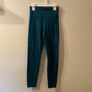 Unknown  leggings with side pockets size is cut out but fit like a small